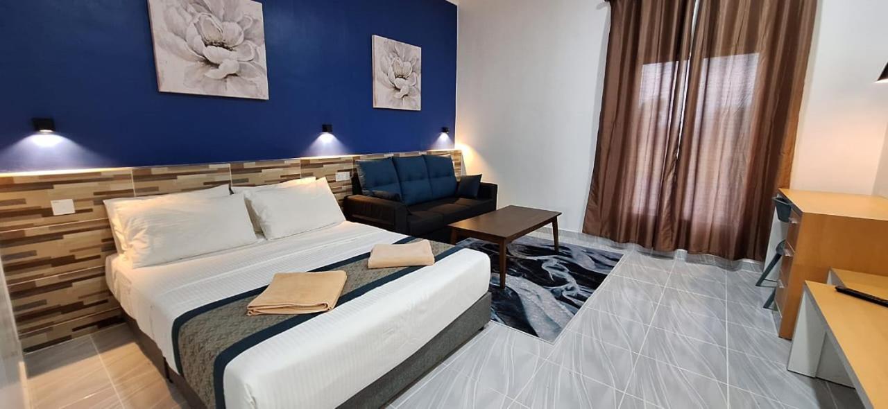 The Nutshell Chalet Langkawi Пантай Ченанг Екстериор снимка