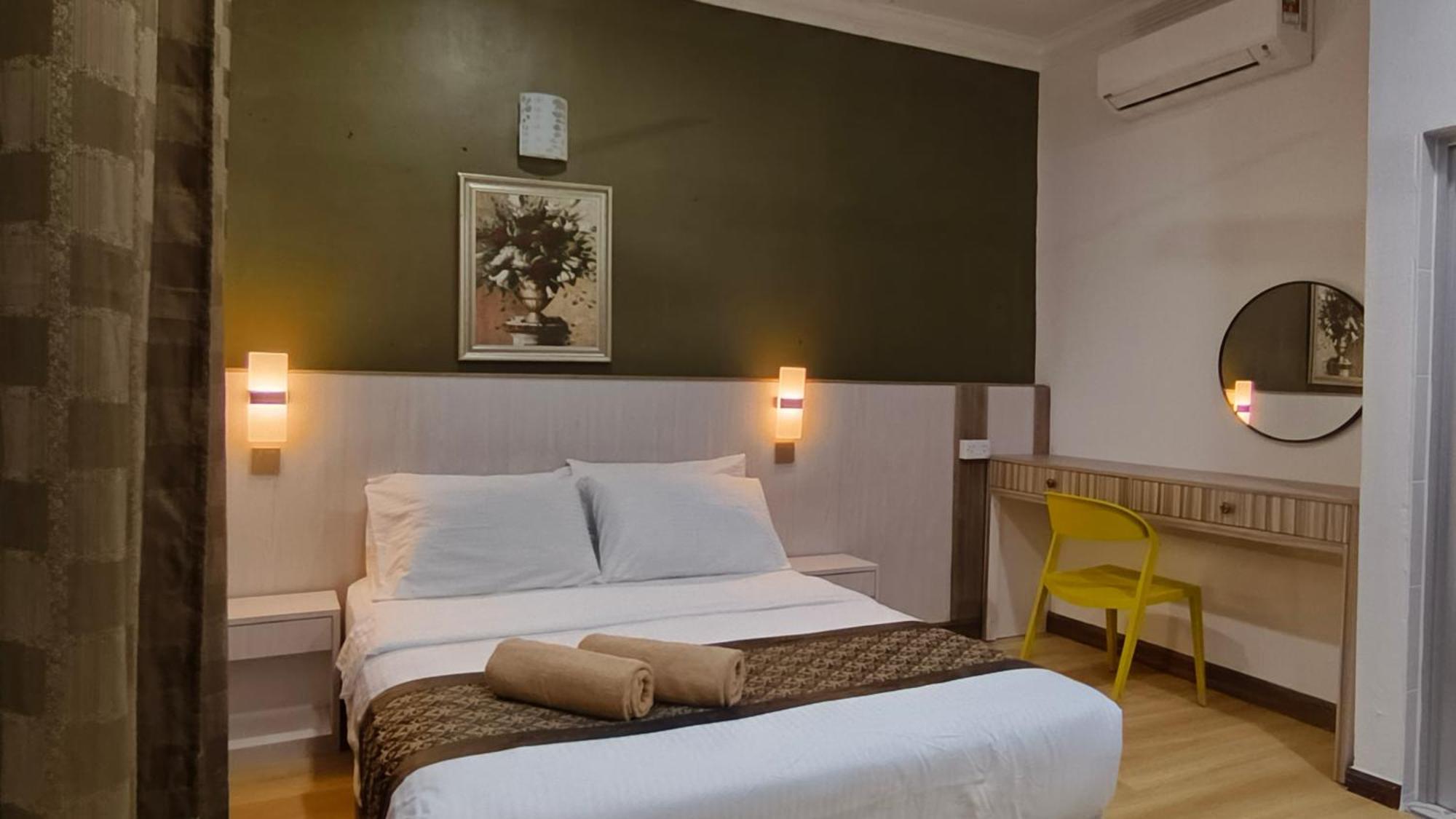 The Nutshell Chalet Langkawi Пантай Ченанг Екстериор снимка